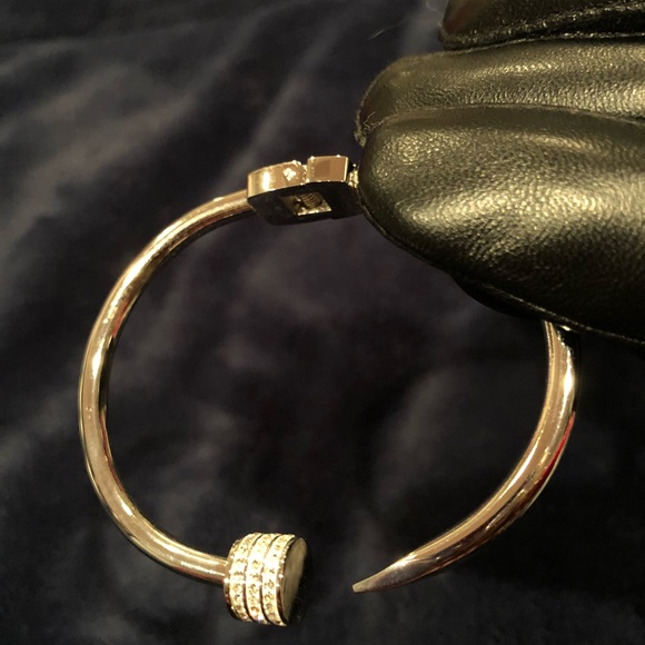 Beautiful silver bracelet💕 - Picture 3 of 3